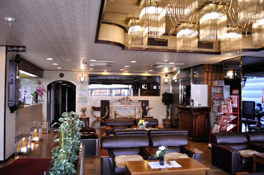 Hotel Los Inn Kochi Екстер'єр фото